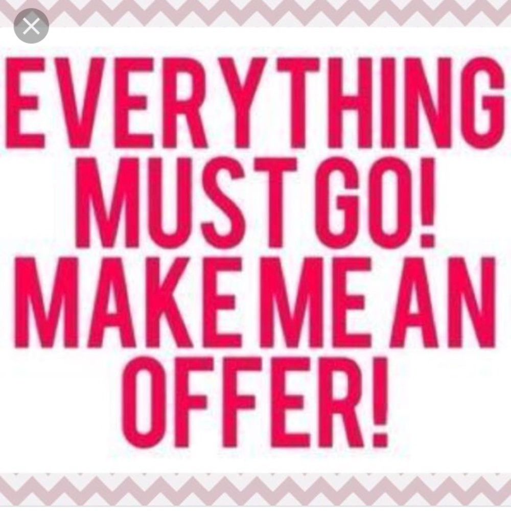 I am moving and need to downsize fast!